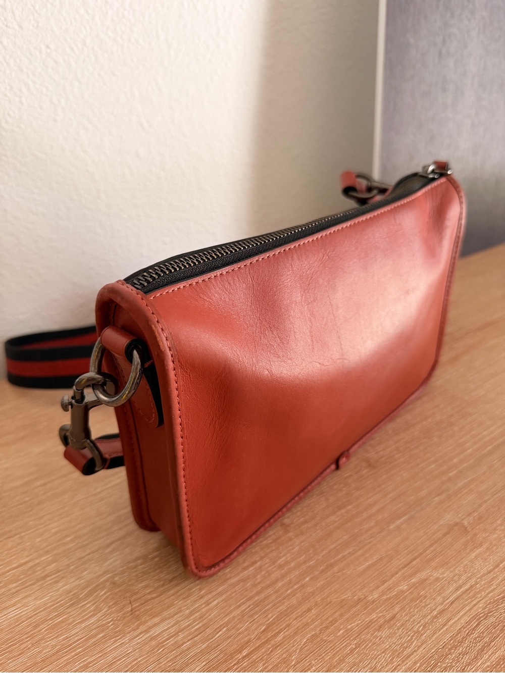 Coach Heritage Convertible Crossbody Wristet Pouch Preloved Terracotta - Picture 4 of 10